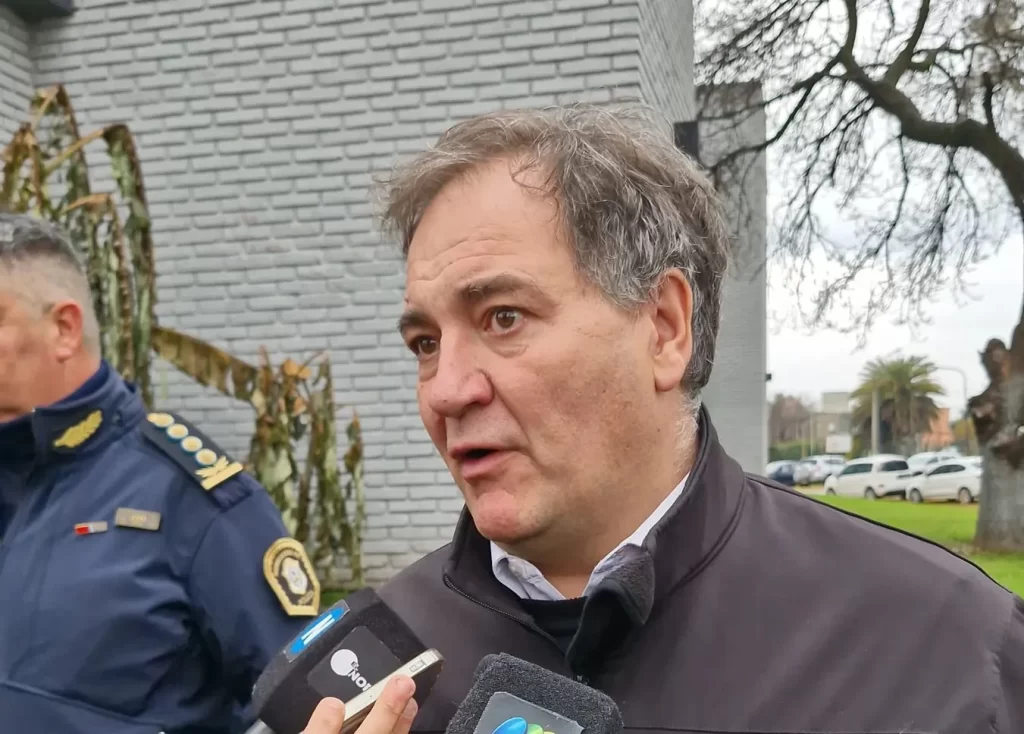 Javier Alonso advirtió que la habilitación de la compra de armas pondrá en riesgo los operativos de seguridad porque "los delincuentes van a tener más poder que la Policía".