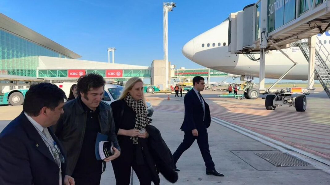 El presidente Javier Milei llega este sábado a Bolivia para participar de la asunción del presidente recientemente electo, Rodrigo Paz Pereira, dirigente del Partido Demócrata Cristiano.