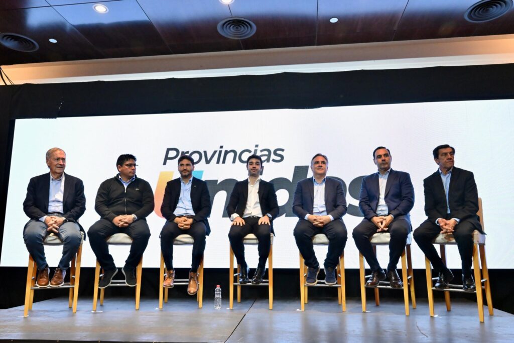 Presupuesto 2026: Milei buscará intensificar el diálogo con los gobernadores de Provincias Unidas para sumar apoyo parlamentario.