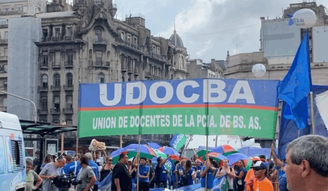 Docentes bonaerenses de Udocba presentaron un pedido formal ante el Ministerio de Trabajo para que se convoque con urgencia a la paritaria.