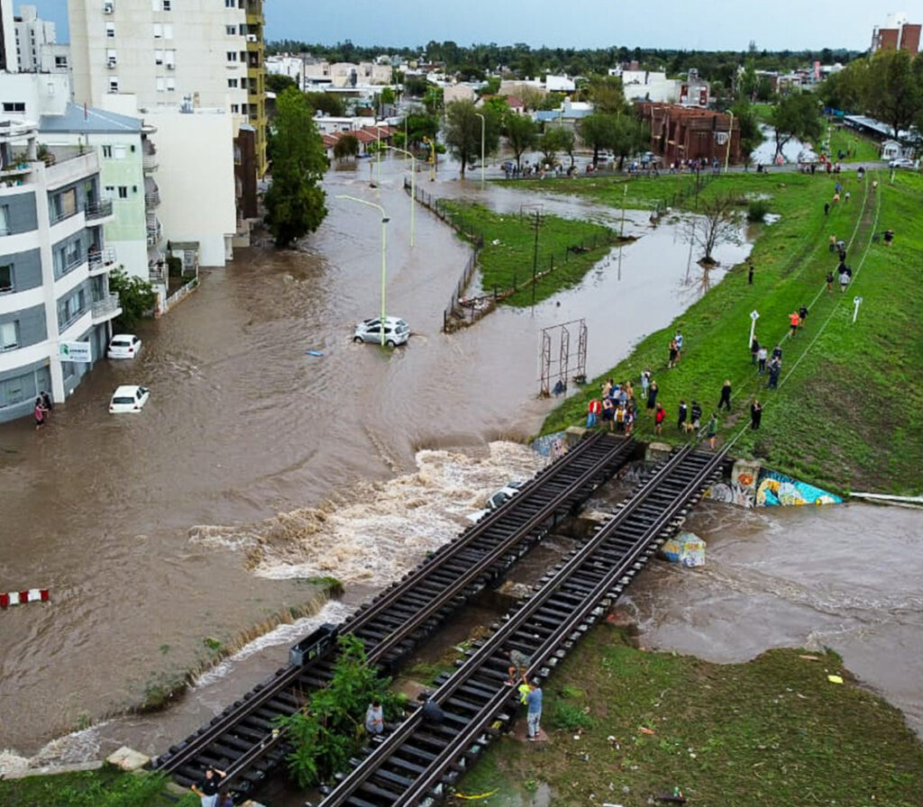 A siete meses de la inundación, el Gobierno de la provincia convocó la licitación pública para la reconstrucción del Canal Maldonado de Bahía Blanca.