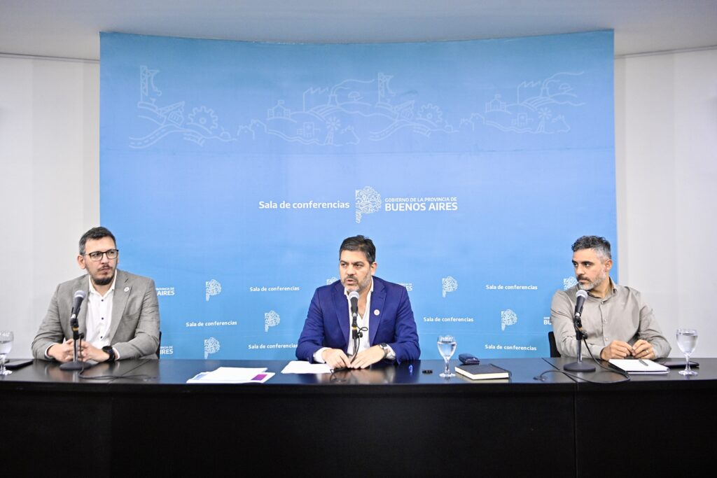 Durante la habitual conferencia de los lunes, Bianco recogió las críticas y elevó responsabilidades a Milei por la falta de obras en la Cuenca del Salado.