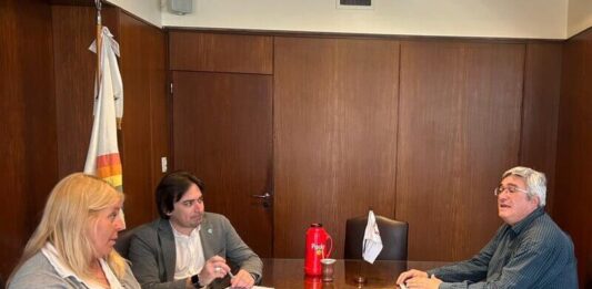 CONINAGRO se reunió con el ministro de Desarrollo Agrario, Javier Rodríguez, para dialogar acerca de la situación hídrica del campo bonaerense.