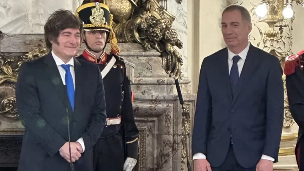 El diputado nacional reelecto, Diego Santilli, juró como ministro de Interior de la Nación. 