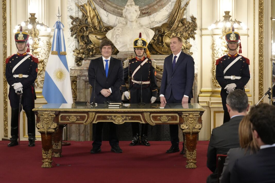 El diputado nacional reelecto, Diego Santilli, juró como ministro de Interior de la Nación. Cuáles son las prioridades de su gestión.