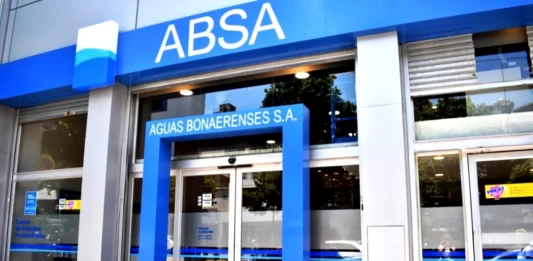 La senadora bonaerense, Analía Balaudo, realizó una denuncia penal contra ABSA y funcionarios provinciales por la falta de agua en Carlos Casares.