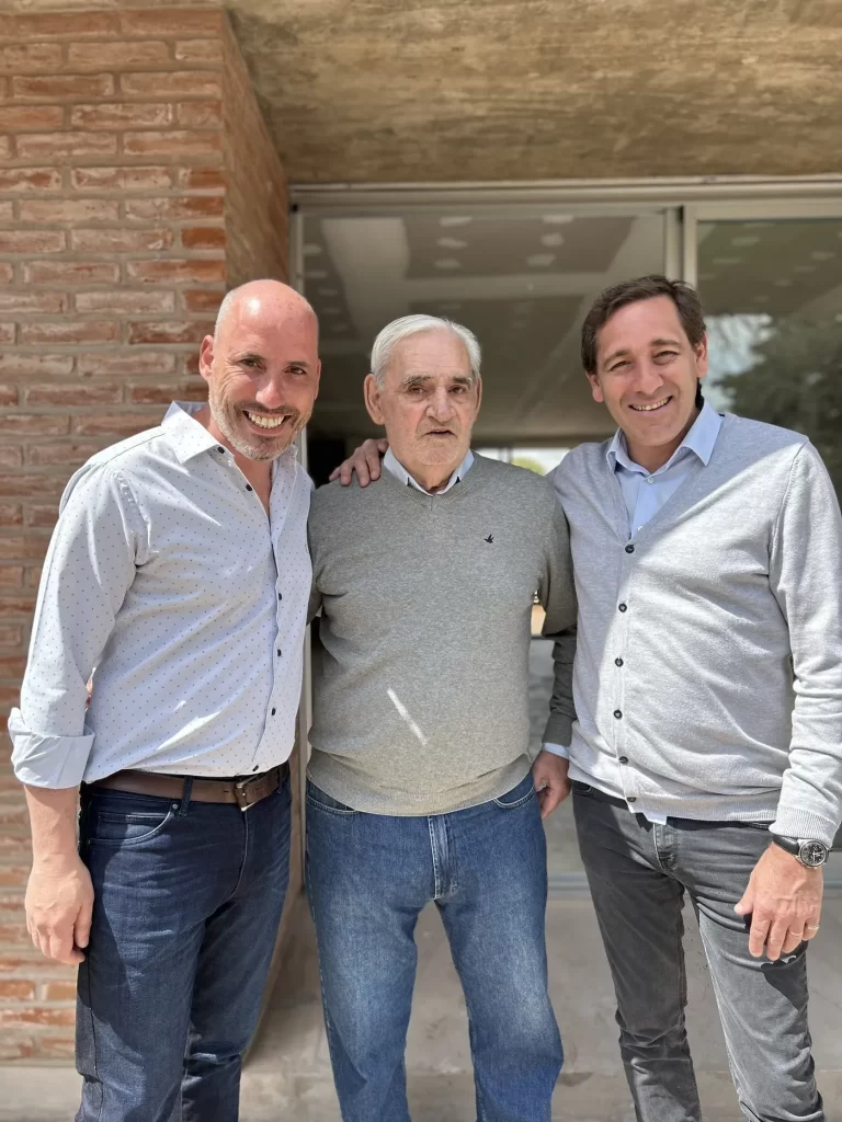 El ex intendente de La Plata, Julio Garro, despidió al padre de Marcelo "Chuby" Leguizamón.