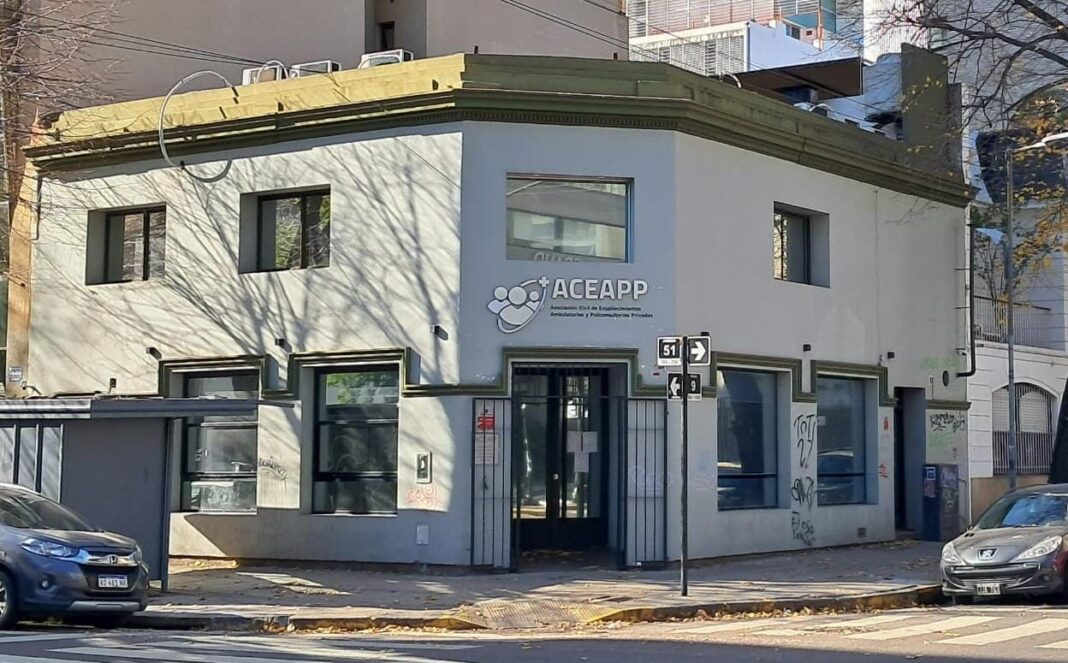 La Asociación Civil de Establecimientos Asistenciales y Prestadores Privados (ACEAPP) pasó a ser controlada por Roisa, el nuevo socio del IOMA.