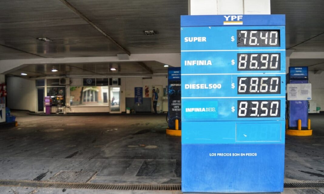 Legisladores bonaerenses del Frente Renovador cargaron contra Diego Valenzuela por justificar los aumentos sin previo aviso de los combustibles.