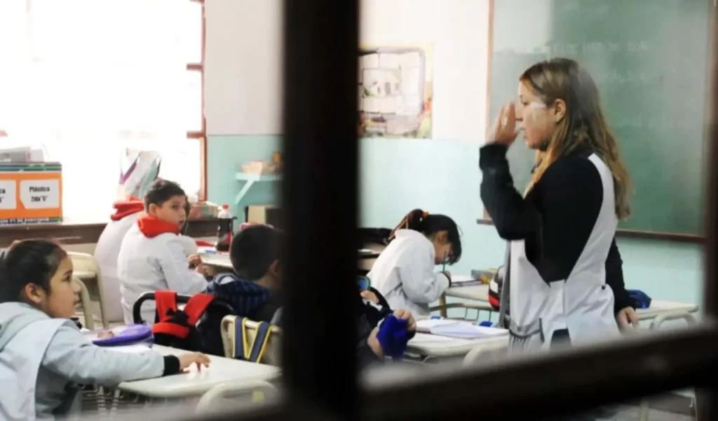 Ventura recogió el malestar de la comunidad ante la falta de respuestas por parte de las autoridades, frente a la escalada de casos de violencia escolar.