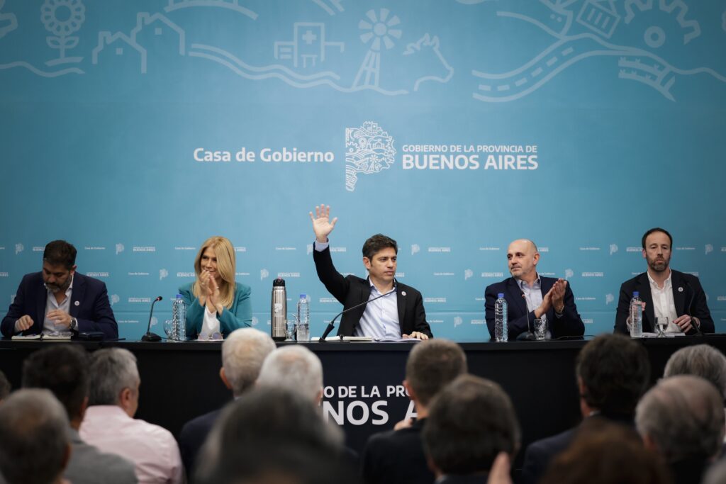 Kicillof aspira a tener aprobada la Ley Impositiva y el Presupuesto 2026 antes del recambio legislativo.