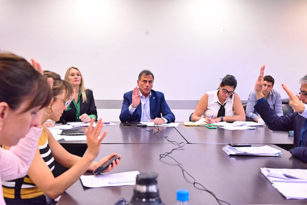 Diputados: la comisión de Legislación General aprobó el proyecto que modifica la ley referida al ejercicio de martilleros y corredores públicos.