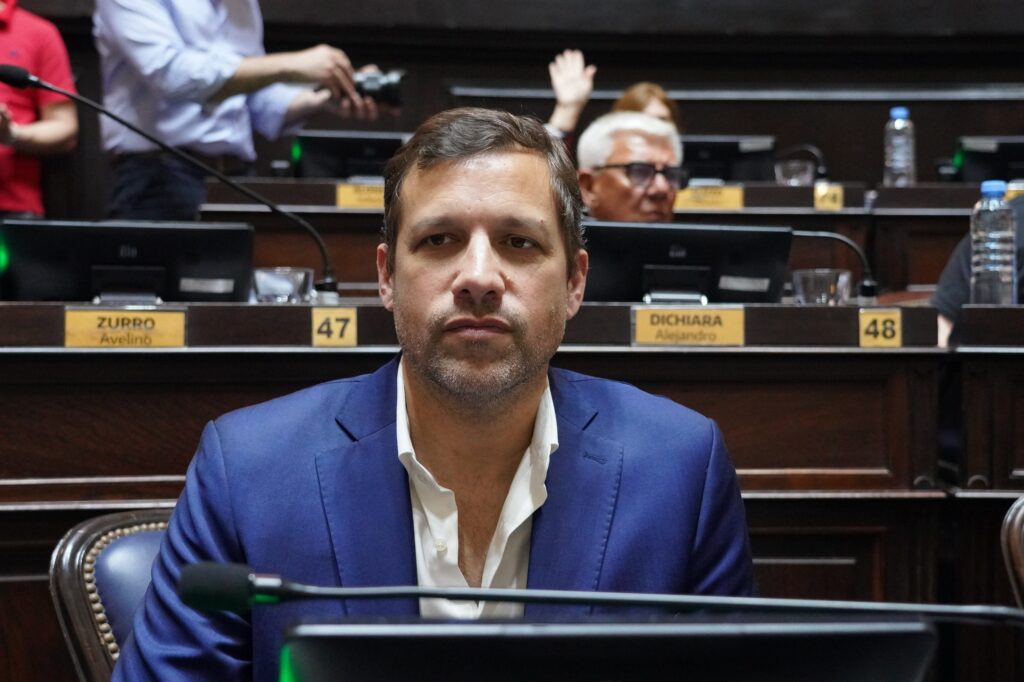 El diputado de UxP, Juan Pablo De Jesús, detalló los cambios introducidos en la Ley Impositiva.