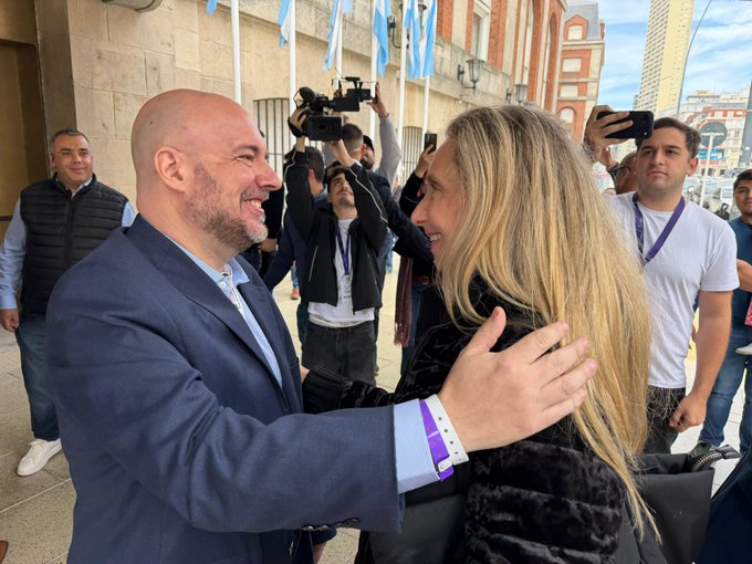 Sebastián Pareja y Alejandro Carrancio encabezaron el Congreso de La Libertad Avanza en Mar del Plata y delinearon la estrategia política con Karina Milei.