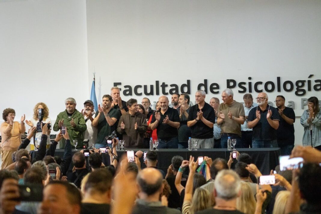 El intendente de Ensenada y flamante titular nacional de Frente Grande, Mario Secco, lanzó la consigna, “Axel Kicillof Presidente 2027”.