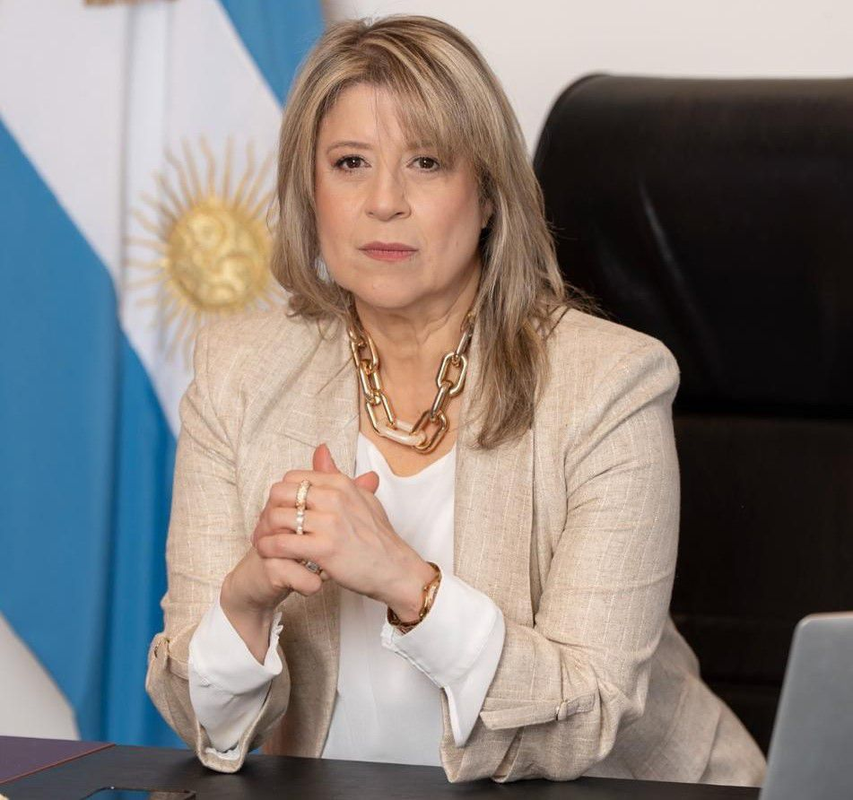 Milei formalizó a la nueva ministra de Seguridad de la Nación, Alejandra Monteoliva.