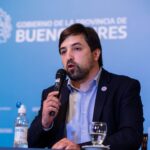 Kreplak apuntó a Javier Milei por el avance del discurso antivacunas y el abandono de la salud pública El ministro Kreplak denunció que el Gobierno nacional potencia el discurso antivacunas, tras el evento en el Congreso y alertó por baja vacunación.