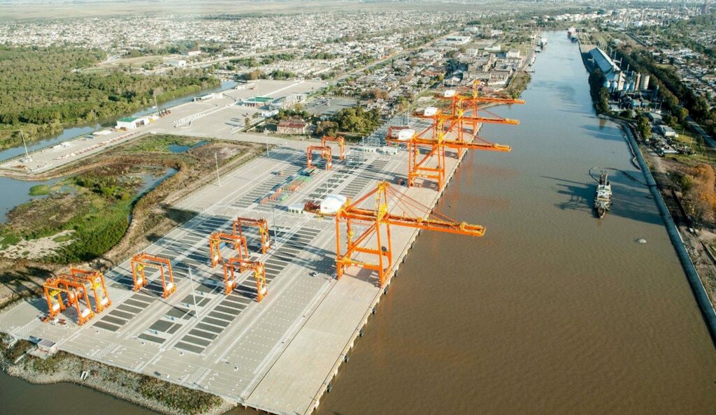 
El Puerto La Plata será un actor clave en la mega inversión que realizará la empresa Camuzzi para exportar gas. 