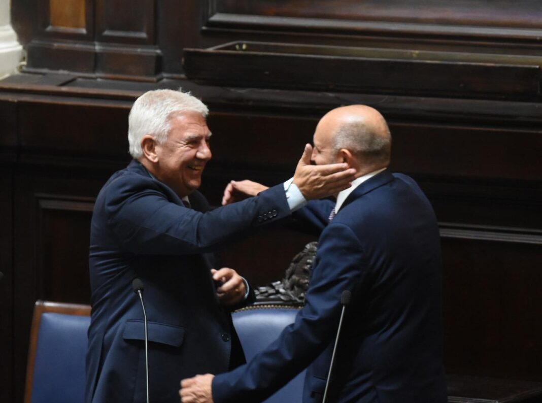 En la sesión preparatoria, Alejandro Dichiara fue elegido por unanimidad como nuevo presidente de la Cámara de Diputados, cargo que ya ocupó en 2024.