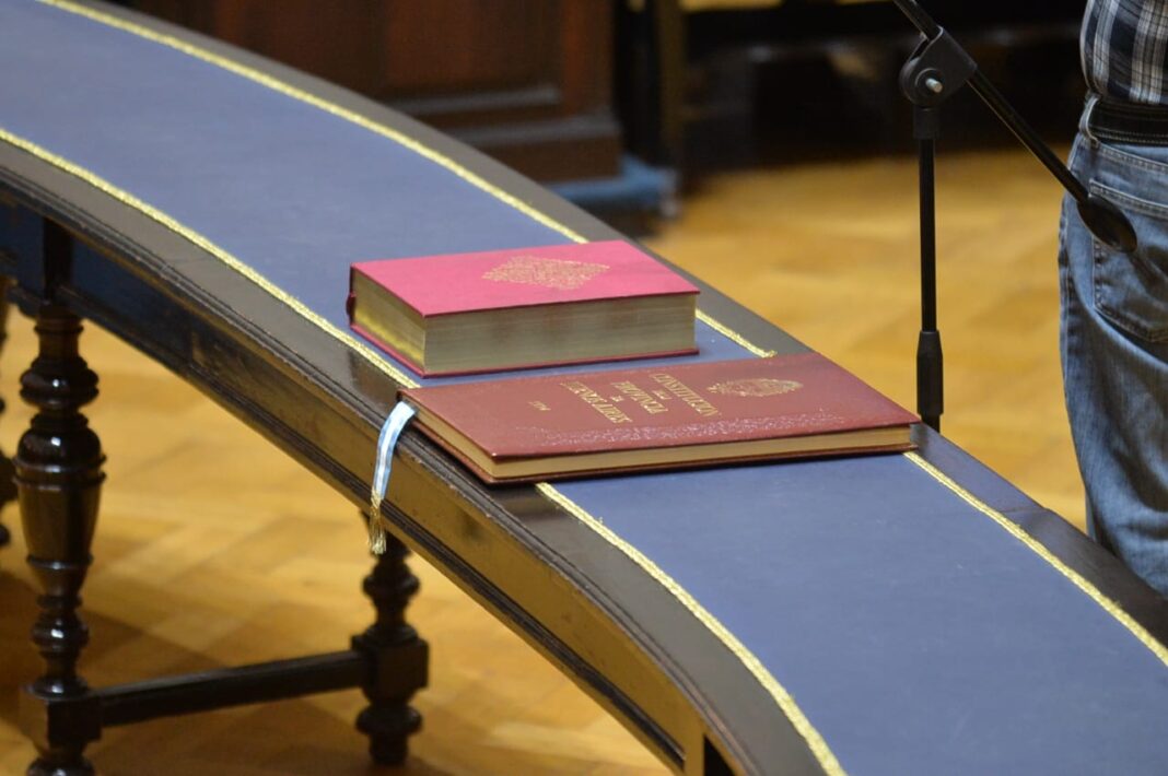 La Cámara de Diputados bonaerense tuvo su sesión preparatoria para tomarle juramento a sus 46 legisladores electos. Las principales perlitas.