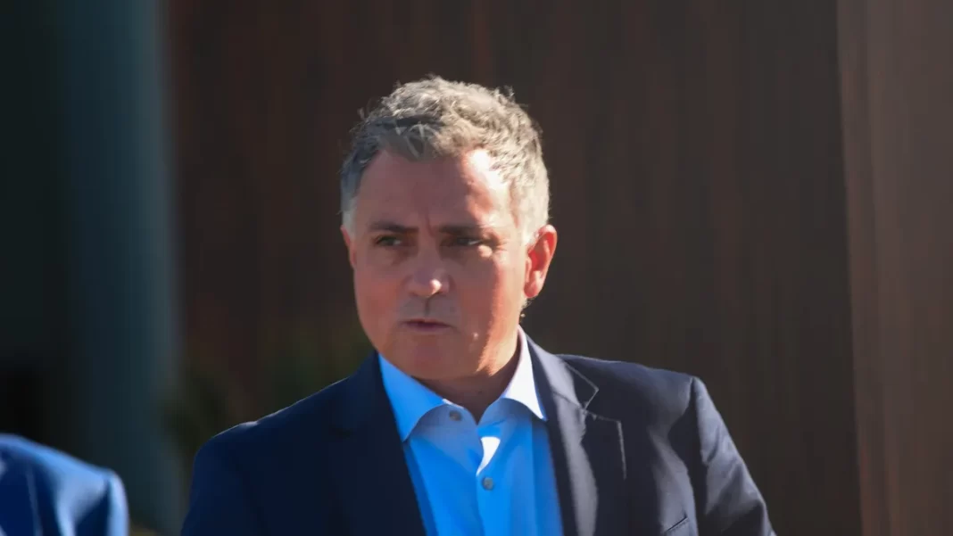 Sebastián Pareja cuestionó a la Legislatura por aprobar el endeudamiento de Axel Kicillof y se despegó de los legisladores que lo acompañaron.