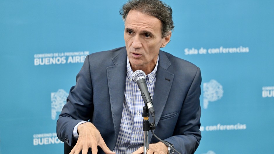 El ministro de Infraestructura, Gabriel Katopodis, está a un paso de no asumir en el Senado bonaerense.