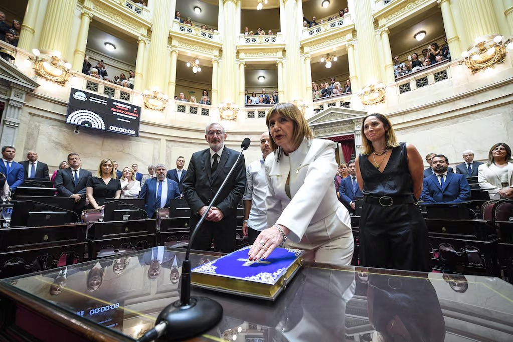 La Coalición Cívica cruzó a Patricia Bullrich y alertó por el tratamiento de la reforma del Código Penal.