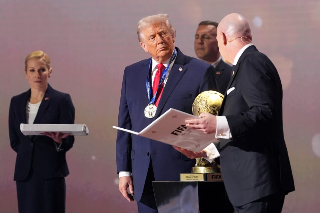 El presidente de Estados Unidos, Donald Trump, le envió un mensaje de apoyo a Javier Milei en medio del sorteo del Mundial 2026.