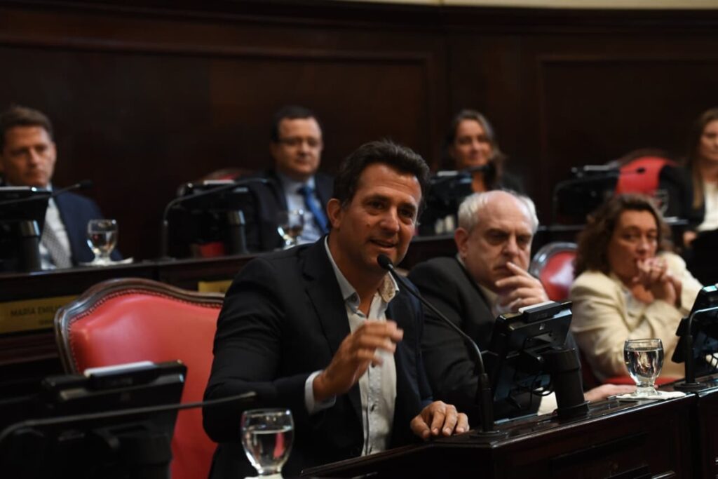 El Senado bonaerense le hizo entrega de las medallas a los integrantes de la Cámara alta que terminan su mandato el 10 de diciembres.