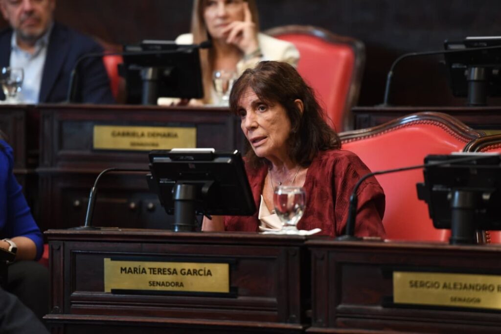 El Senado bonaerense le hizo entrega de las medallas a los integrantes de la Cámara alta que terminan su mandato el 10 de diciembres.