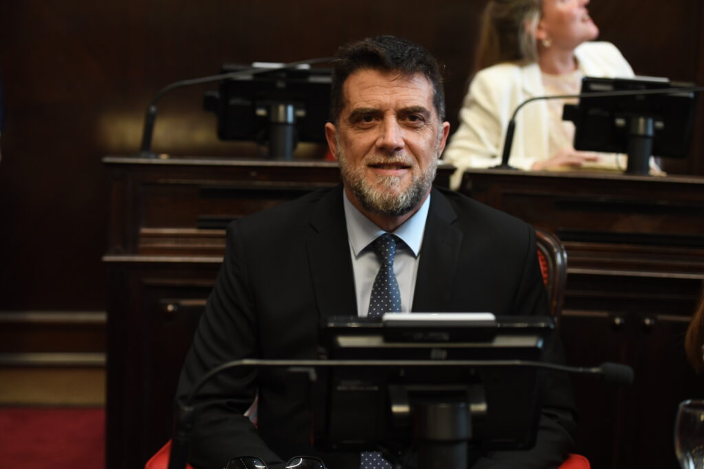 El libertario Gonzalo Cabezas en su banca. 