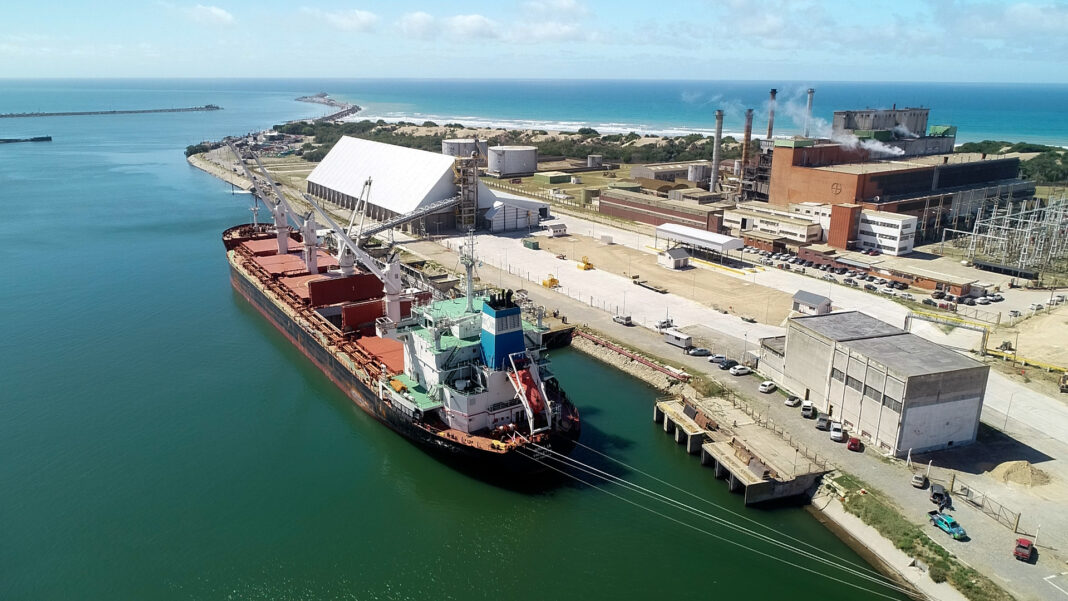 La Asamblea por la Soberanía del Puerto Quequén advierte por nuevas maniobras en el Consorcio de Gestión y reclama la intervención urgente de la provincia.