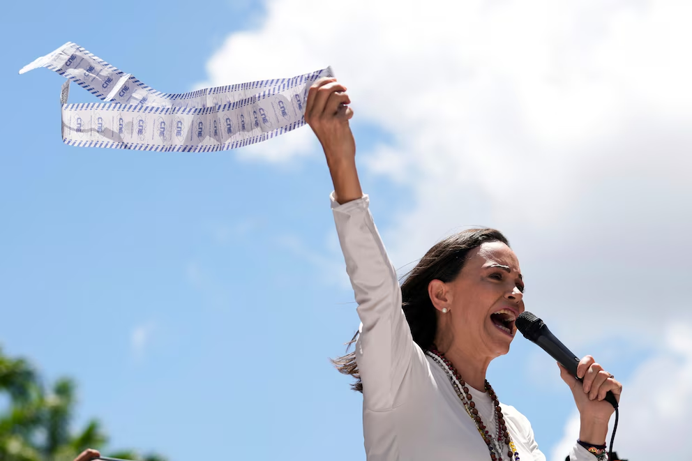 El presidente Javier Milei asistirá este miércoles a la ceremonia de entrega del Nobel de la Paz a María Corina Machado, en medio del conflicto en Venezuela con Estados Unidos. 