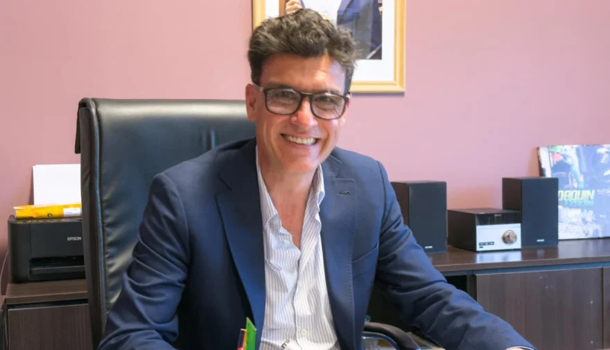 Mariano Carrillo, hombre del gobernador Axel Kicillof, es el nuevo director interino del Consorcio del Puerto de Quequén.