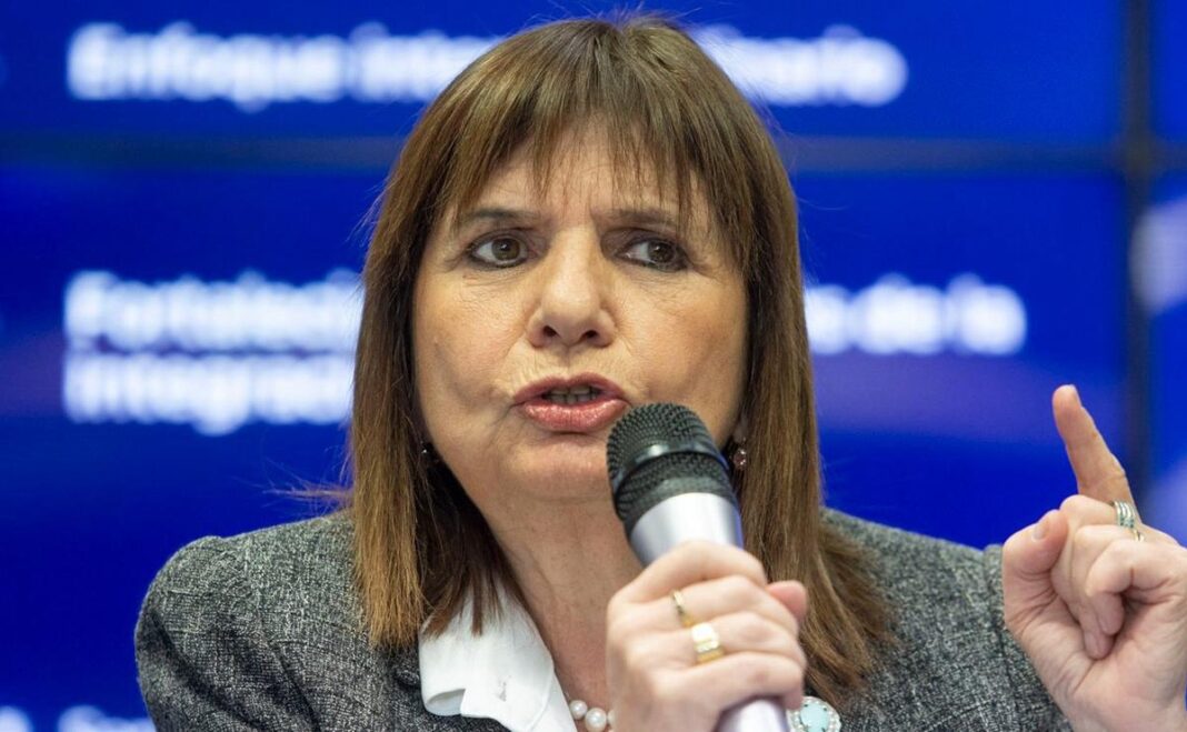 Patricia Bullrich le respondió a Cristina Kirchner luego de las críticas de la expresidenta al dato inflacionario de noviembre.