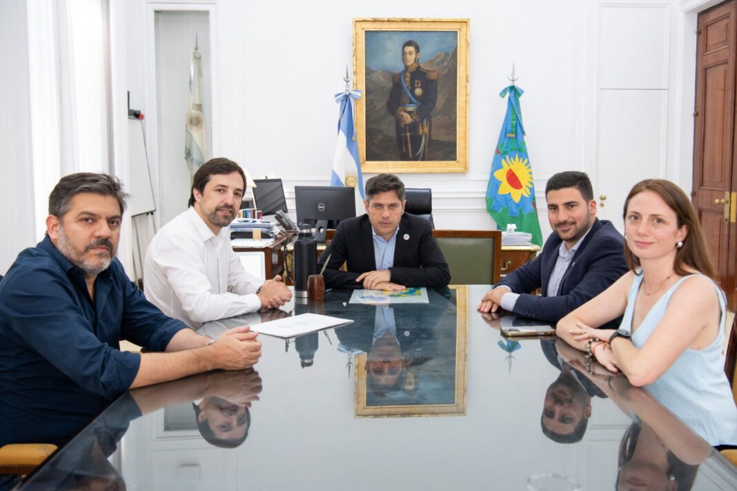 El gobernador bonaerense, Axel Kicillof, le transfirió el CAPS al intendente de 25 de Mayo, Ramiro Egüen, lo que puso fin a una larga pelea política.