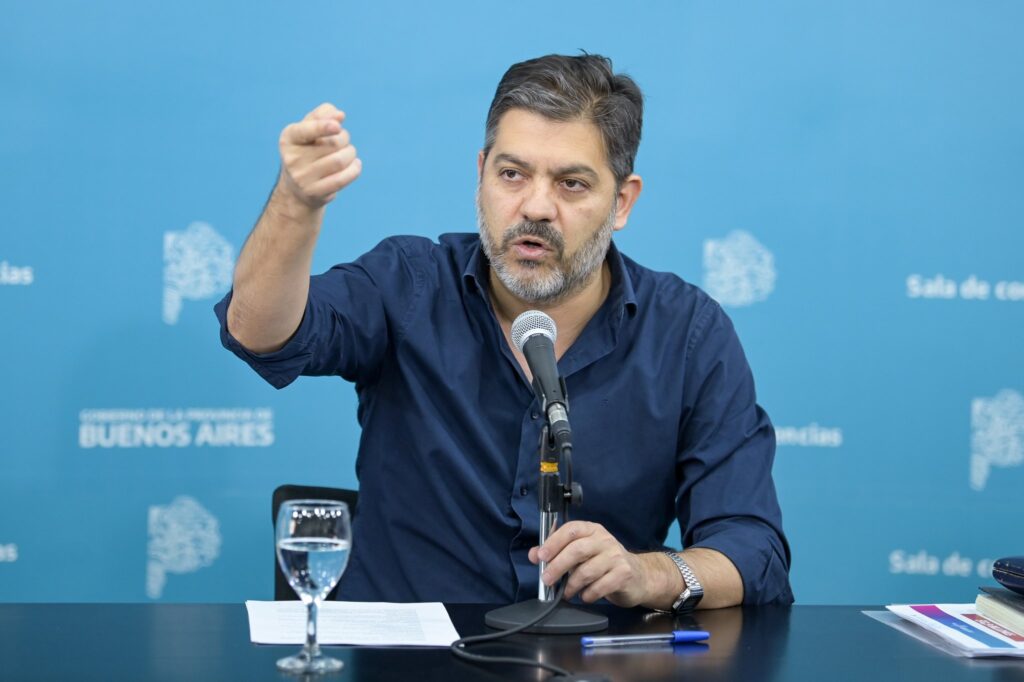 El ministro Carlos Bianco confirmó que la fecha de pago del medio aguinaldo será antes del 25 de diciembre.
