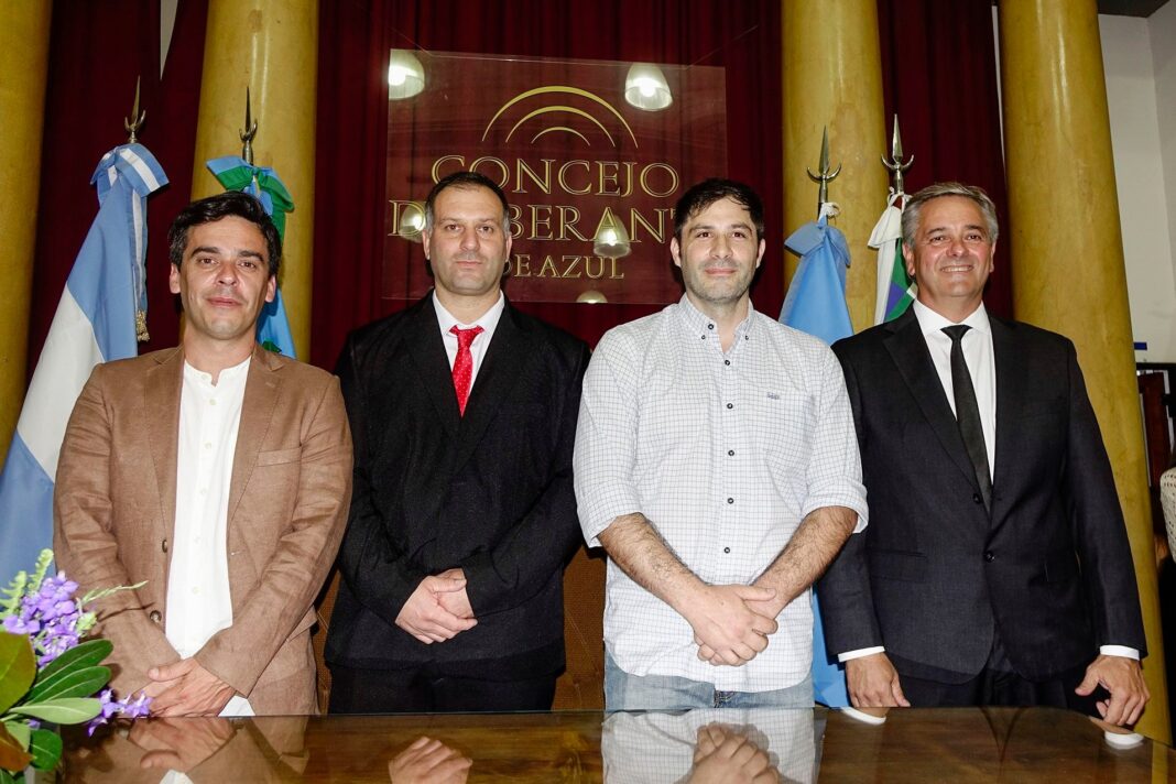 En Azul, La Libertad Avanza, la Unión Cívica Radical y el GEN se aliaron para arrebatarle la presidencia del Concejo Deliberante al peronismo.