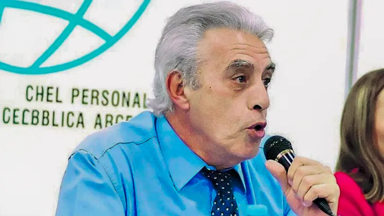 Andres Vazquez cuenta con una vasta experiencia en el sector público y guarda una estrecha relación con el asesor Santiago Caputo.