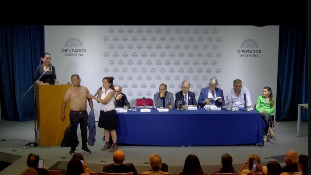 Tras un insólito evento antivacunas tuvo lugar semanas atrás en la Cámara de Diputados, el Colegio de Médicos bonaerense salió a resaltar la importancia de respetar el Calendario Nacional de Vacunación. 