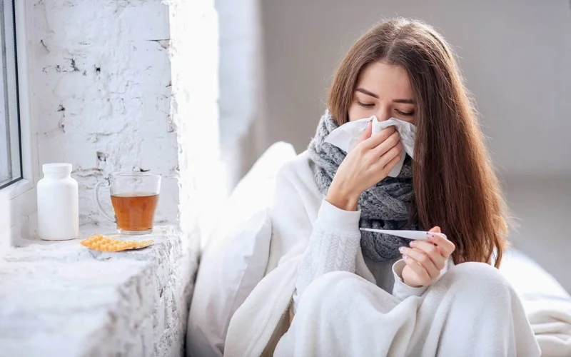 Según indicaron los especialistas, los síntomas de la gripe H3N2 son similares a la gripe tradicional, pero más contagiosa.
