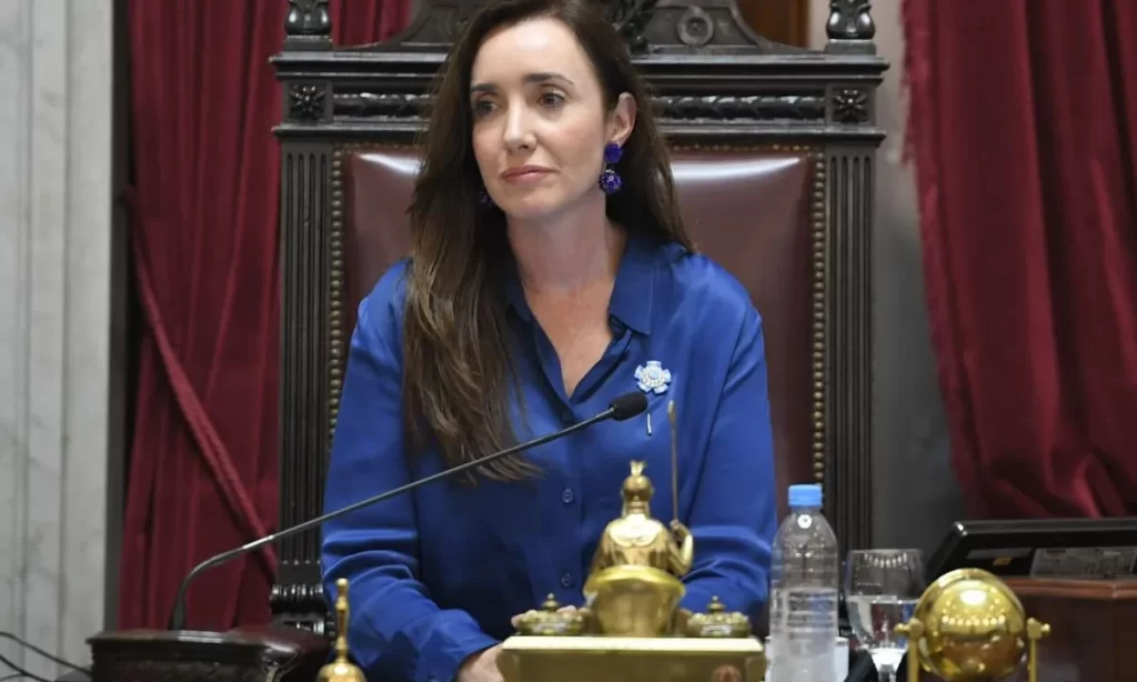 La titular de la Cámara de Senadores, Victoria Villarruel, firmó la convocatoria a la sesión extraordinaria para tratar el 26 de diciembre el Presupuesto 2026. El temario completo.