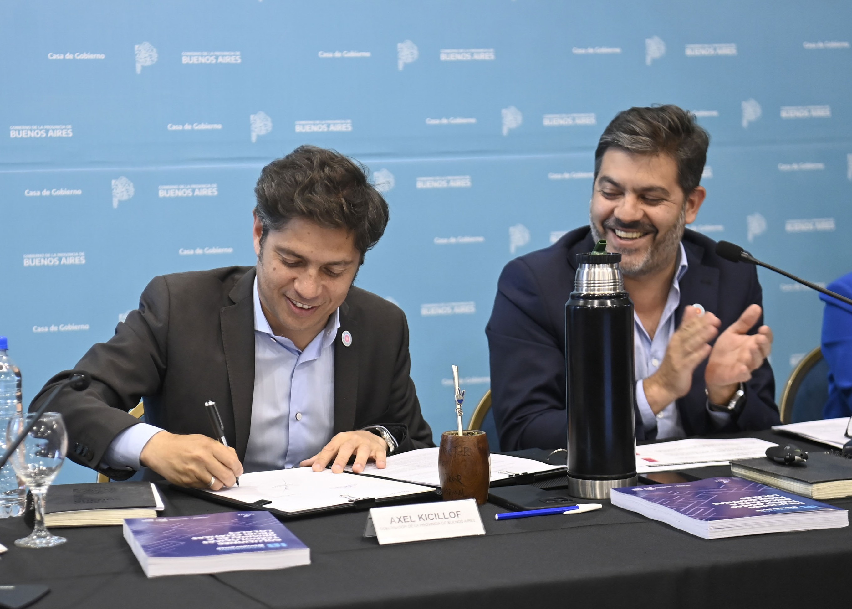 Carlos Bianco hizo expreso el deseo de Axel Kicillof de que haya reelecciones indefinidas para los intendentes bonaerenses.