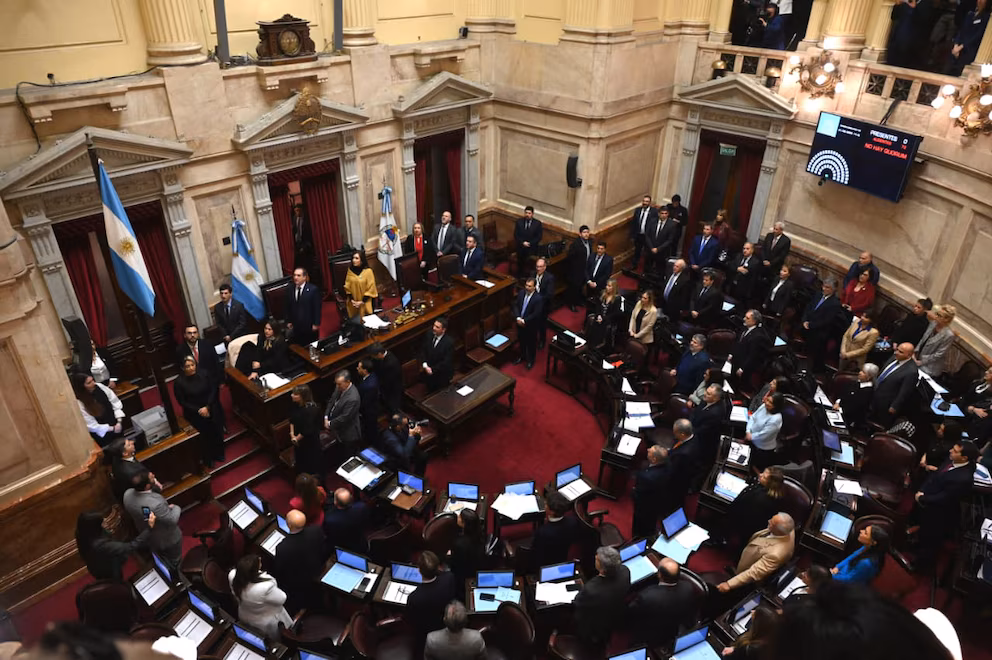 El Gobierno aún no tiene los votos suficientes en el Senado para aprobar el artículo que propone un importante recorte en la educación. 