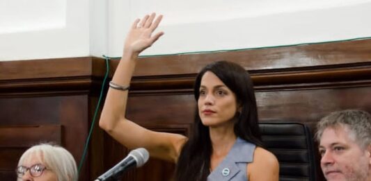 La Cámpora retuvo la presidencia del bloque de concejales en La Plata. Quién es la nueva titular de la bancada peronista.
