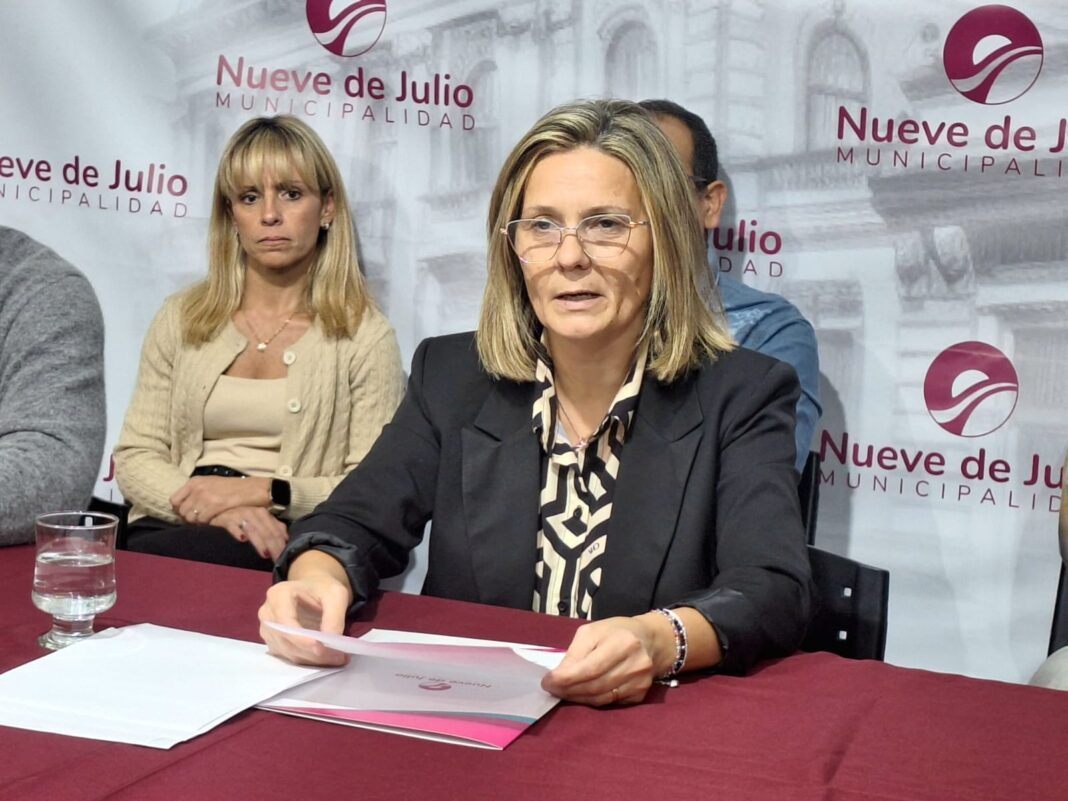 Cuando María José Gentile se hizo cargo del municipio de 9 de Julio, en diciembre de 2023, no imaginó nada de lo que pasaría tiempo después.