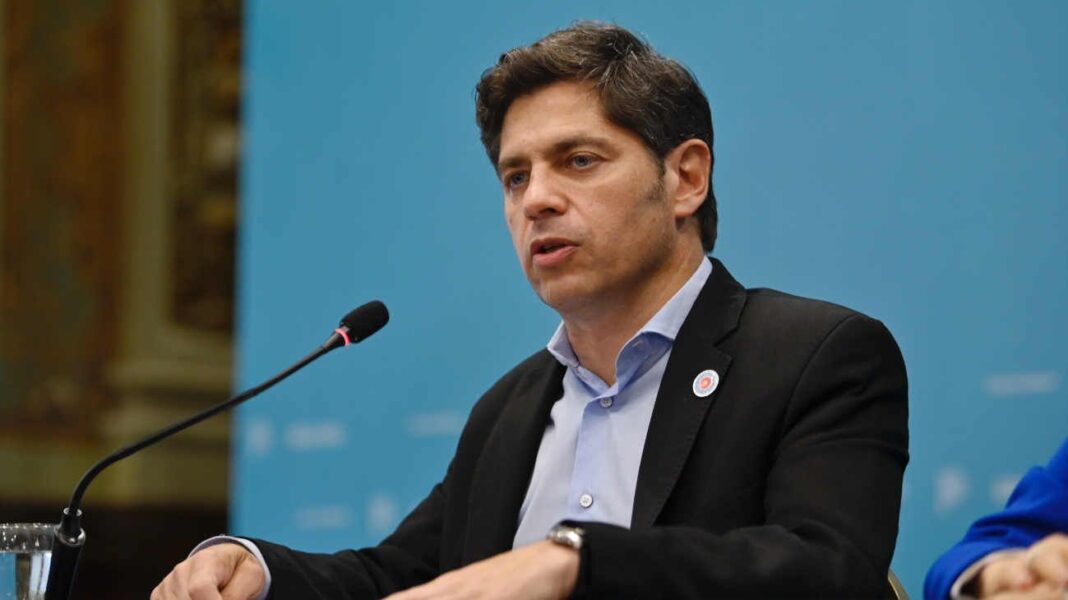 Este martes, Axel Kicillof promulgó la Ley 15.561 e hizo oficial el endeudamiento por más de 3.600 millones de dólares aprobado por la Legislatura.