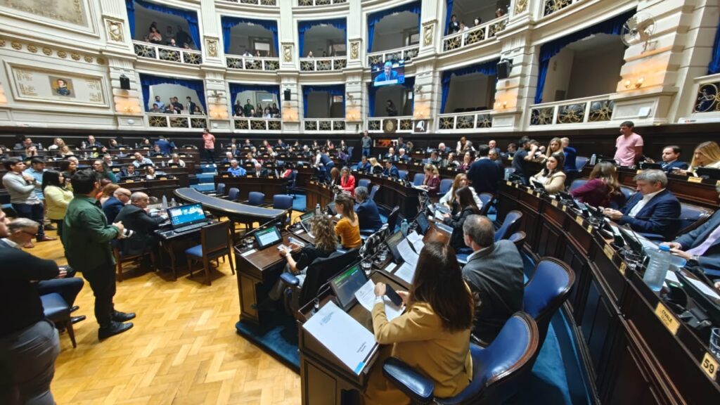 Diputados el día en el que, tras una seguidilla de sesiones fallidas, logró suspender las PASO.