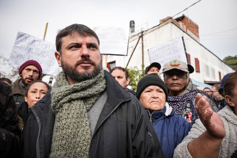 El Movimiento de Trabajadores Excluidos realizará esta noche una nueva edición de su mesa navideña solidaria en la Plaza de los Dos Congreso.
