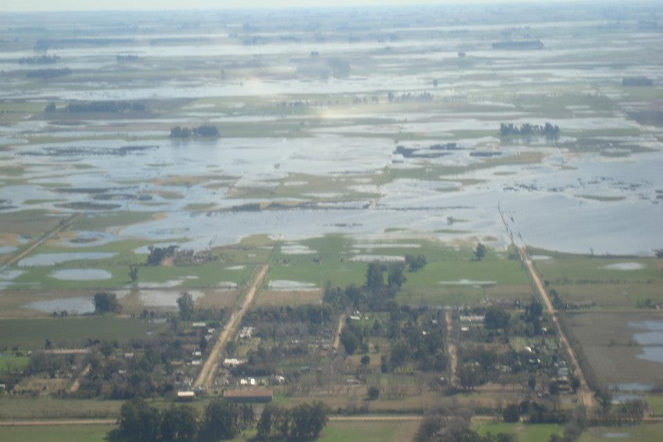 Más de 2.000.000 de hectáreas quedaron anegadas en municipios del noroeste bonaerense, tras las inundaciones de los últimos meses.